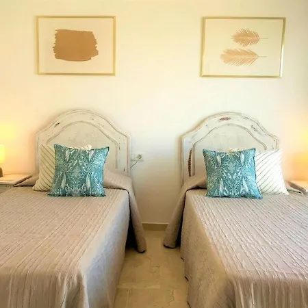 Penthouse Bermuda 2 Holiday home